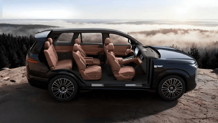 BYD выпустила мощный электрифицированный кроссовер для семейства с дальностью полета 1300 км (ФОТО) 2 4df1daede7b05123cca4685092279e60