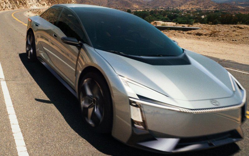 Toyota покажет концепт Corolla будущего 1 60fc35160bf546b5f8d21246449e09c4