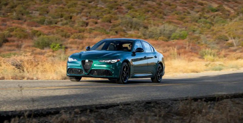 Электрические Alfa Romeo Giulia и Stelvio отменяются: Stellantis снова «тормозит» электрические проекты 1 debbe230a3f7ba827df2b5cc982bbf60