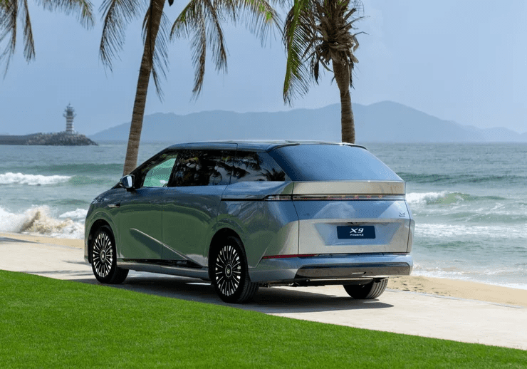 Xpeng представила электрифицированный семейный автомобиль с дальностью 1600 км (ФОТО) 1 e56a3a033c236dafa8fe8d51b825479c
