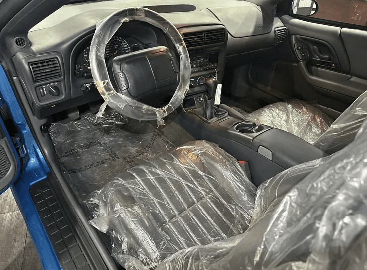 Культовый американский спорткар 90-х нашли без пробега и в заводской упаковке (ФОТО) 2 2a6c972fa817a8e31a795e8c43425892