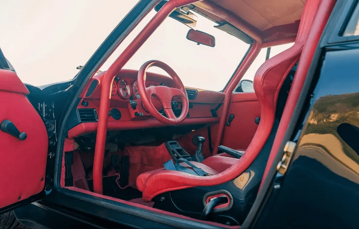 Капсула времени за $2,7 млн: на продажу выставили 32-летний Porsche в новом состоянии (ФОТО) 2 1d1fb0d1b3173b090b43c27879717dd8