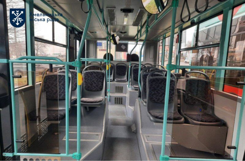Хмельницкий получил новые троллейбусы украинского производства: какой модели (ФОТО) 2 2a3dbe53d5d3b6bd128ac93c3f82931c