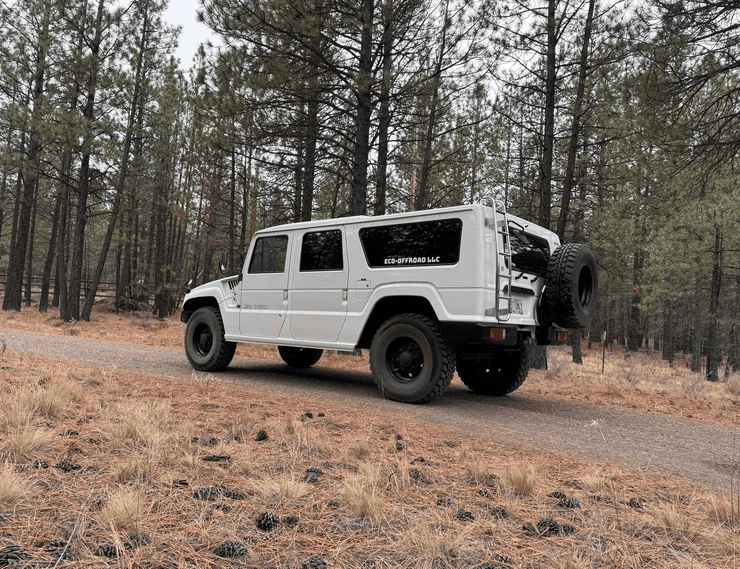Японский Hummer: крупнейший внедорожник Toyota выставили на аукцион (ФОТО) 1 2cb4f47a8c20678ab4984df64393c599