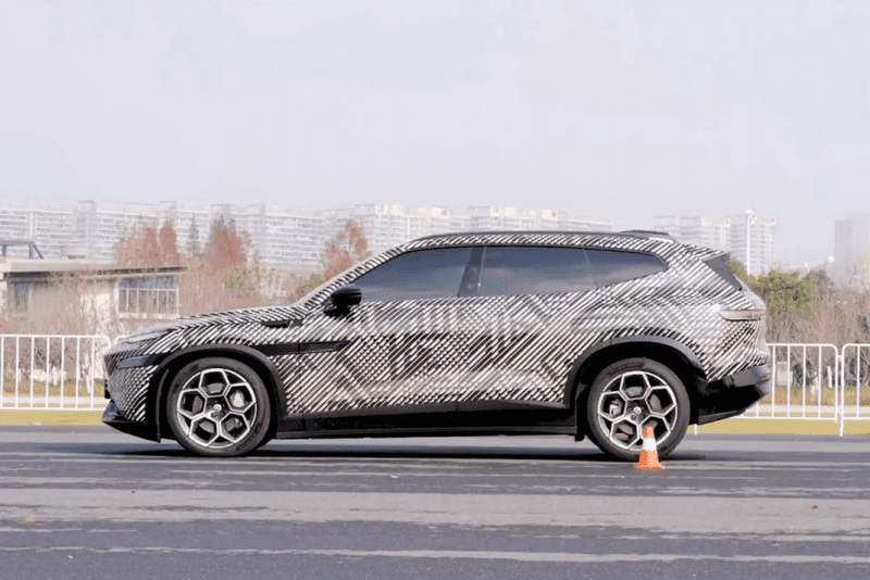 Новый кроссовер Volkswagen ID.Unyx 08 показали в прямом эфире 1 82718755cacda71e44fec2b05967f381