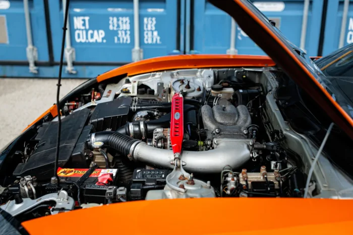 Звезда Фураза: Mazda Icon 90S продана за 1,2 миллиона долларов (видео) 3 266e9dae375bd0fb7d80043d9769faa3