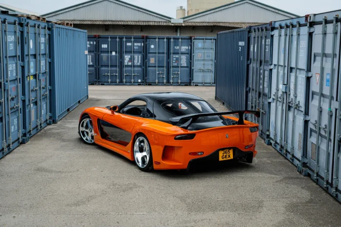 Звезда Фураза: Mazda Icon 90S продана за 1,2 миллиона долларов (видео) 1 c74e12232725a6715d369c8b5fa2c9ce